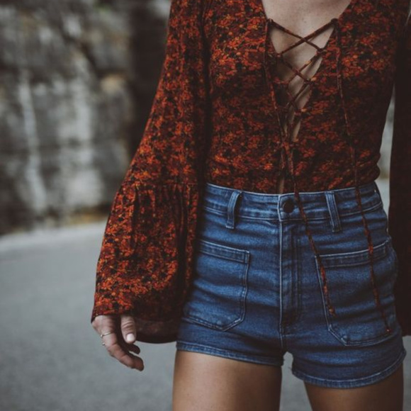 ISO Free People Bubble Yummy Romper - Picture 2 of 2